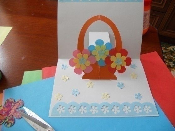 Объёмная открытка "Корзинка с цветами"