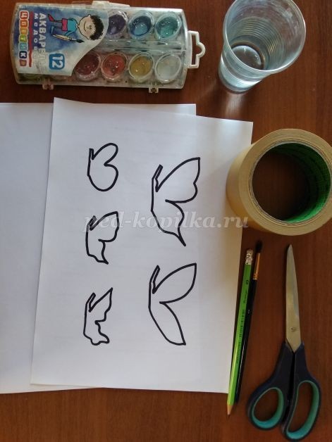 ​Панно с бумажными бабочками детскими руками: мастер-класс, часть 1