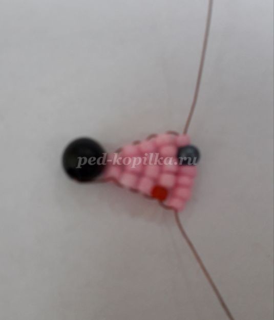 Мышонок из бисера пошагово Мышонок из бисера пошагово