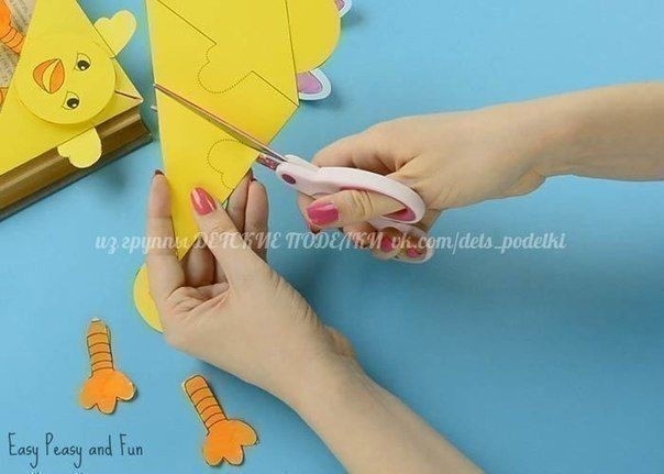 Закладки-уголочки в виде зайчика и цыплёнка Закладки-уголочки в виде зайчика и цыплёнка