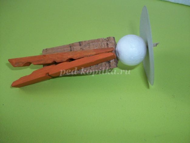 Настольная композиция из природного материала детскими руками: мастер-класс, часть 3