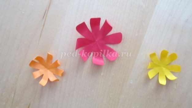 Клумба из бумаги: часть 2