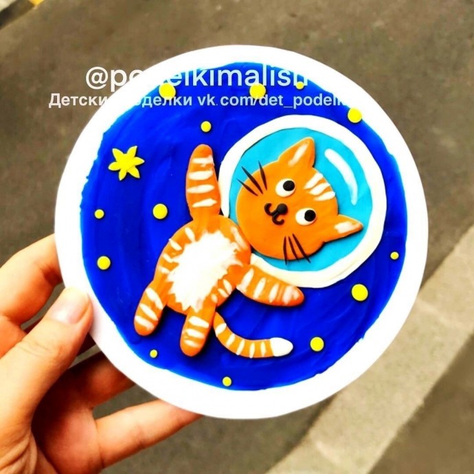 Шуточная пластилиновая аппликация