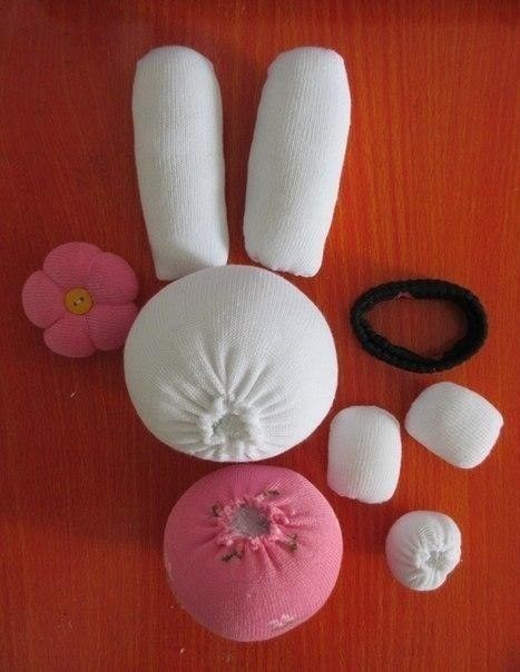 Зайка из носков Зайка из носков