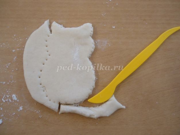 Поросёнок из солёного теста детскими руками Поросёнок из солёного теста детскими руками