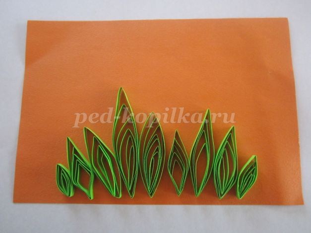 Картина в технике квиллинг в подарок маме: часть 3