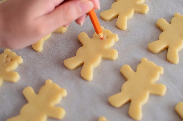 Как сделать с ребенком забавные печенья