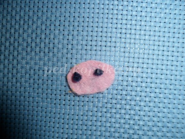 ​Вышиваем с детьми панно "Со старым Новым годом": часть 3