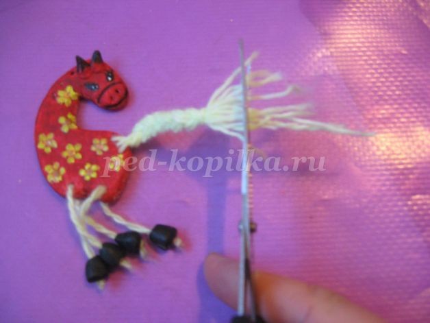 Лошадки-магниты из соленого теста: мастер-класс, часть 3