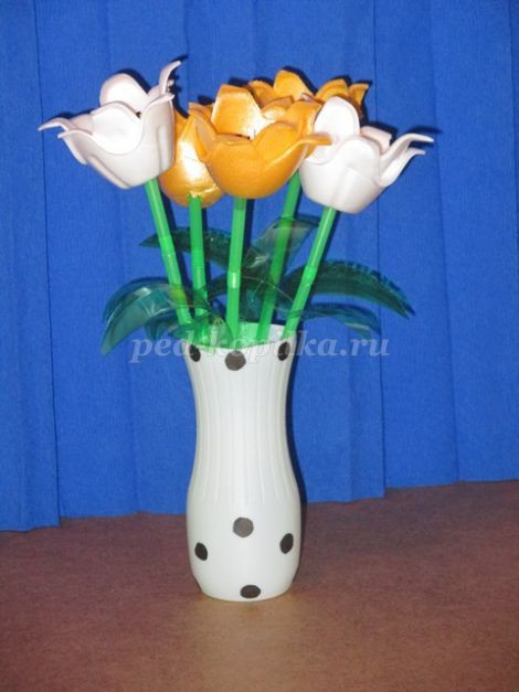 Изготовление тюльпанов из бросового материала: часть 3
