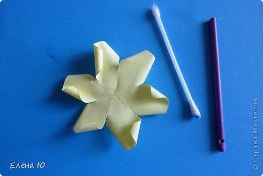 Объемные розы из бумаги Объемные розы из бумаги