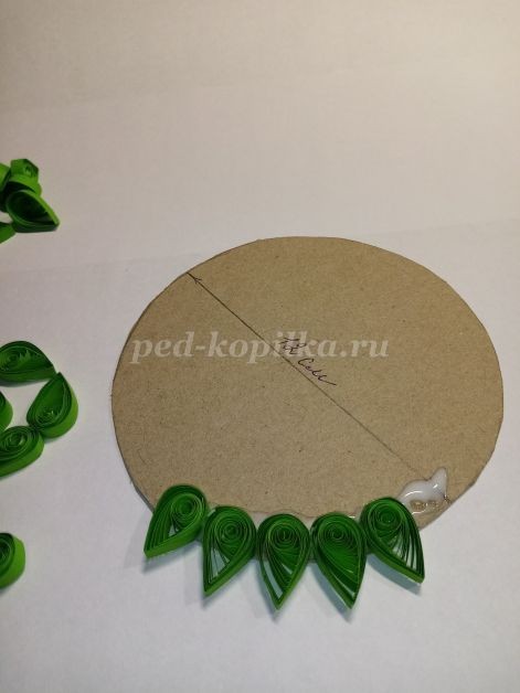 Ёлочка в технике квиллинг: часть 1 Ёлочка в технике квиллинг: часть 1