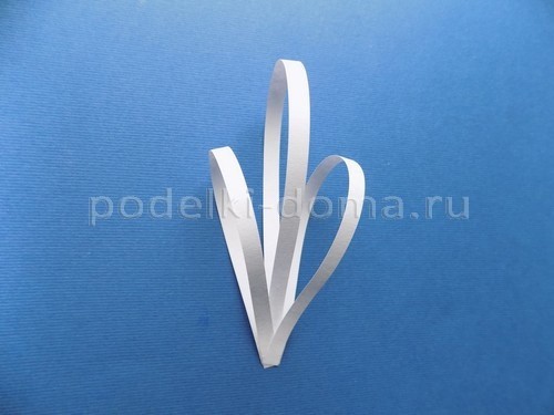 ​Снежника из полосок бумаги