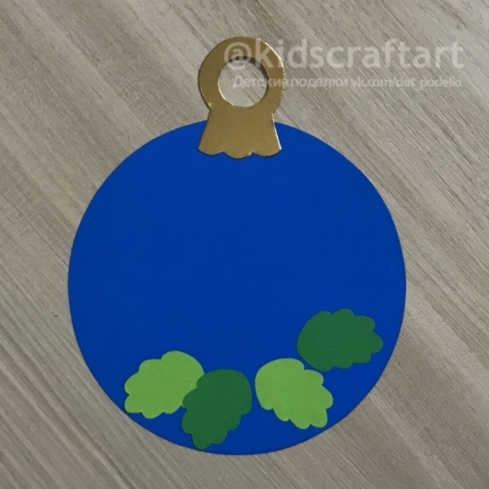 Ёлочный шар с птичкой Ёлочный шар с птичкой