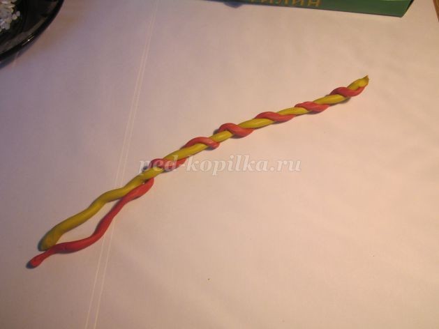 Цветочки в вазочке из бросового материала: часть 3