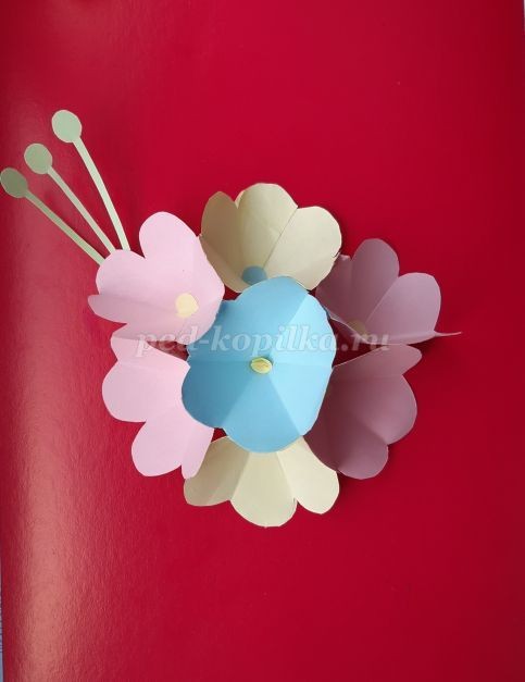 ​Как сделать открытку с объемными цветами внутри: часть 2