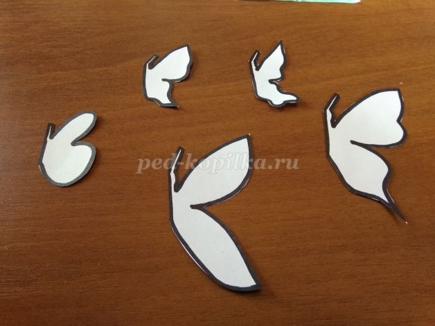 ​Панно с бумажными бабочками детскими руками: мастер-класс, часть 1