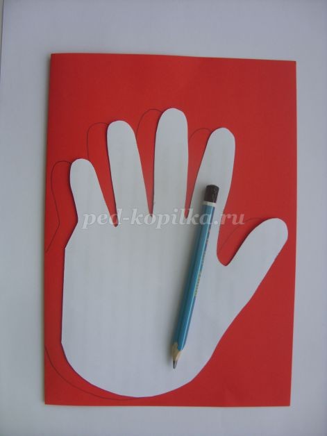 Бабочка в ладошках