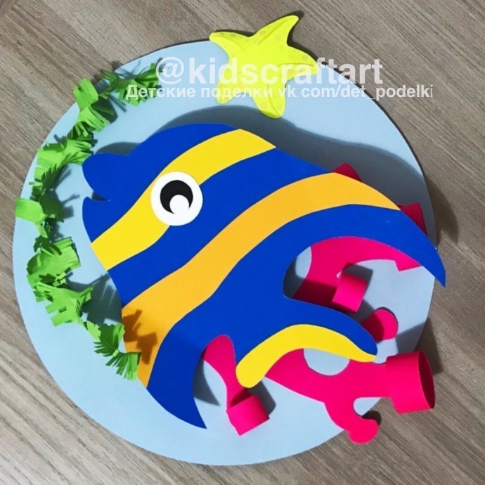 Тропическая рыбка скалярия Тропическая рыбка скалярия