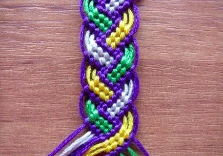 ​Фенечки в технике макраме