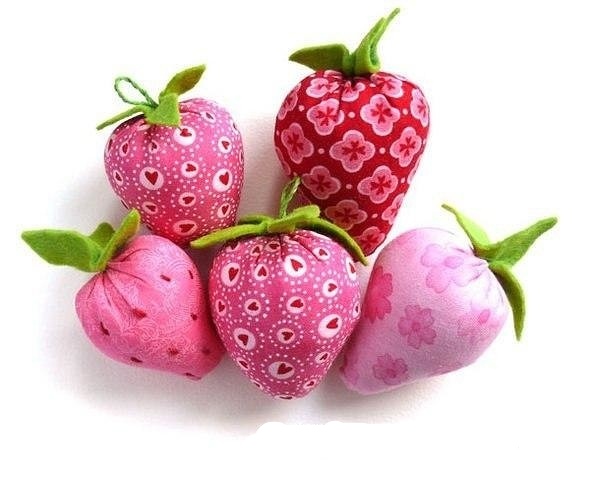 Клубничка в машине
