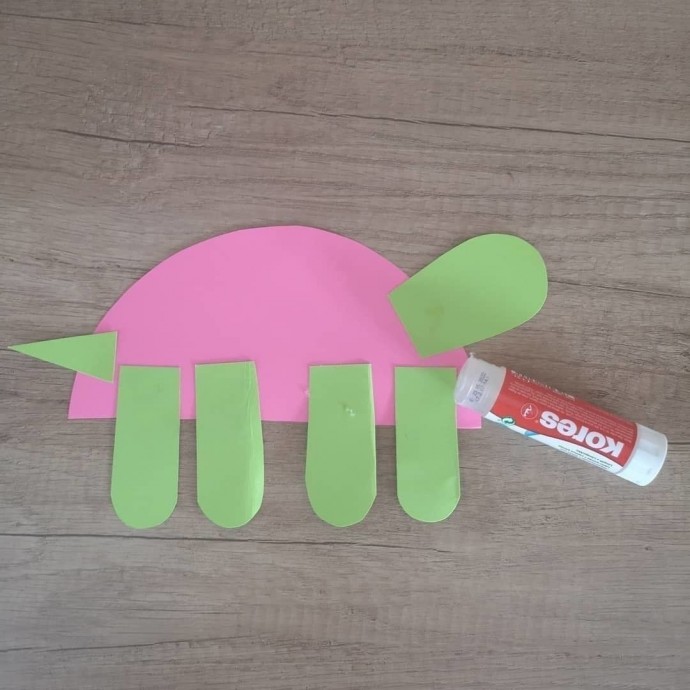 ​Черепаха из цветной бумаги