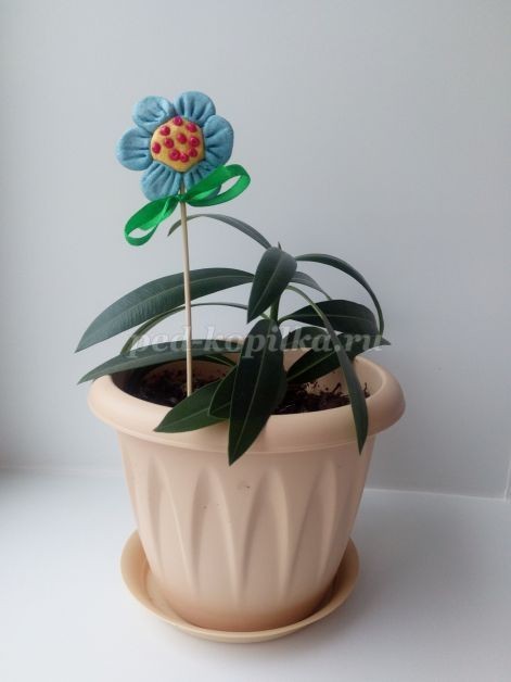 Цветок из соленого теста