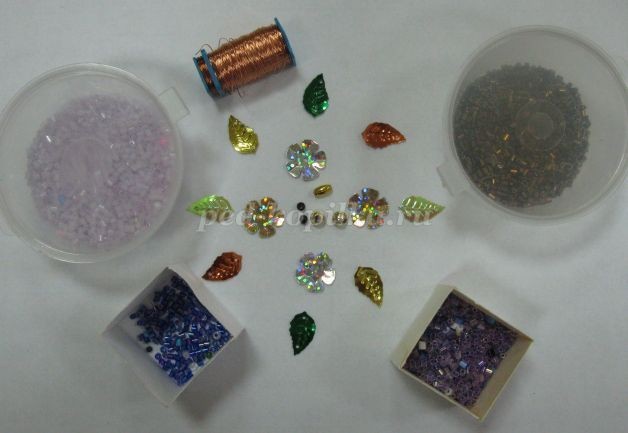 Плетение фигурки совёнка из стекляруса и пайеток Плетение фигурки совёнка из стекляруса и пайеток