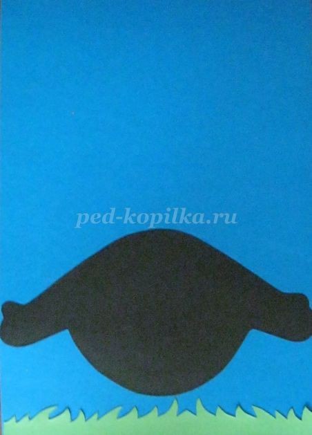 Аппликация из цветной бумаги: Божья коровка