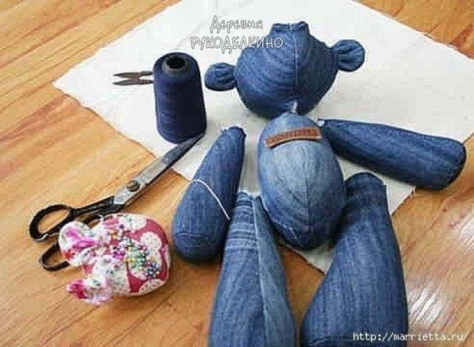 ​Мишки из джинсовой ткани