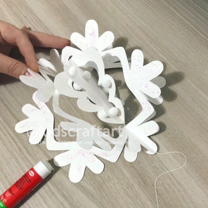 Снежинка с ёлочкой Снежинка с ёлочкой