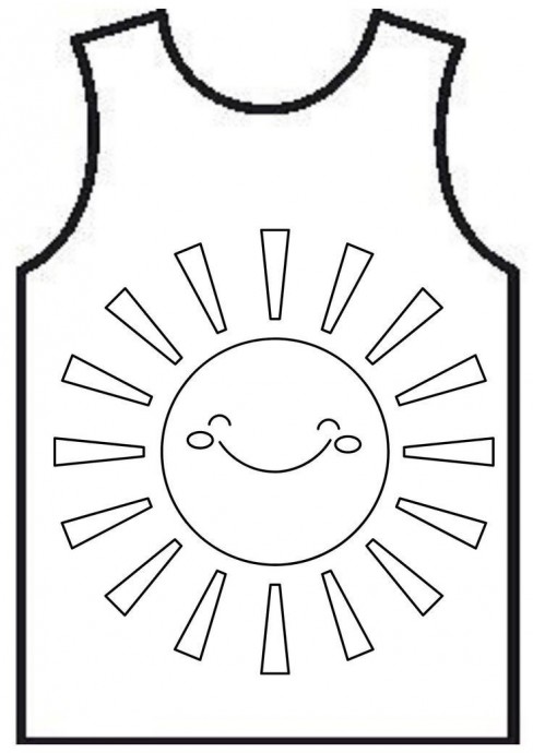 ​Маечки на вешалках