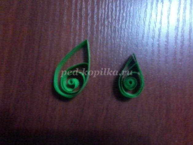 Ёлочка в технике квиллинг: мастер-класс, часть 1