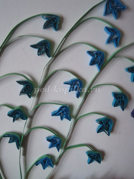 Цветы в вазе в технике квиллинг: часть 3