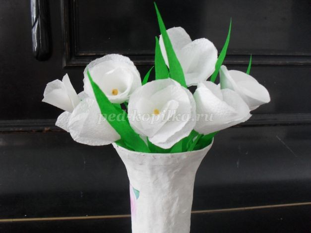 Подснежник из салфеток