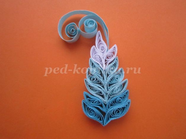 Новогодняя открытка детскими руками: квиллинг, часть 3