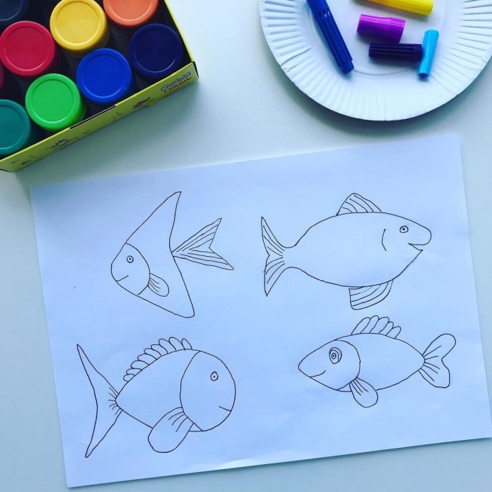 ​Нетрадиционные техники рисования: рыбки колпачками от фломастеров