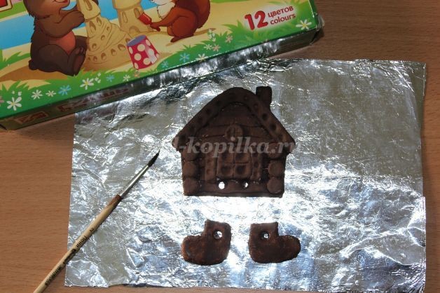 Делаем с детьми магнит на холодильник из солёного теста Делаем с детьми магнит на холодильник из солёного теста