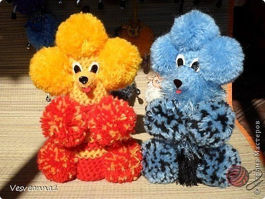 Собачки из помпонов