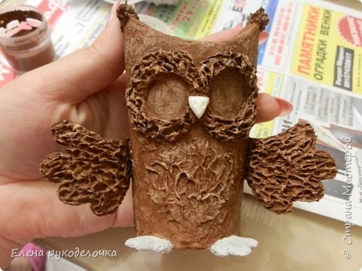 Сова из картонных втулок