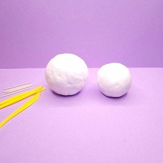 Снеговик из пластилина