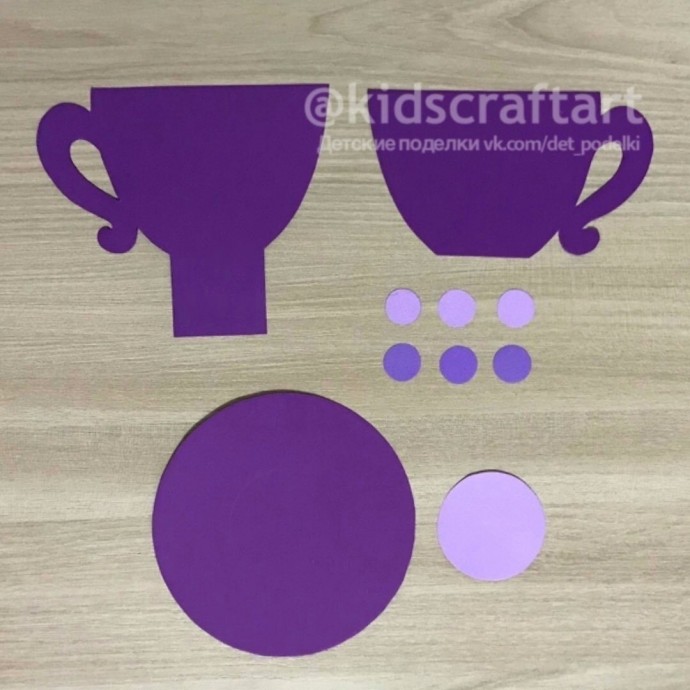 Котёнок в чашке Котёнок в чашке