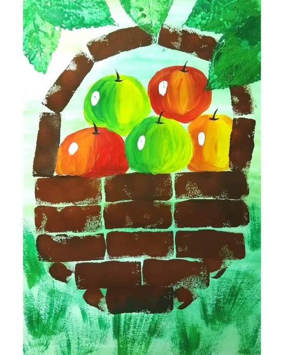 Рисуем с детьми корзину с яблоками