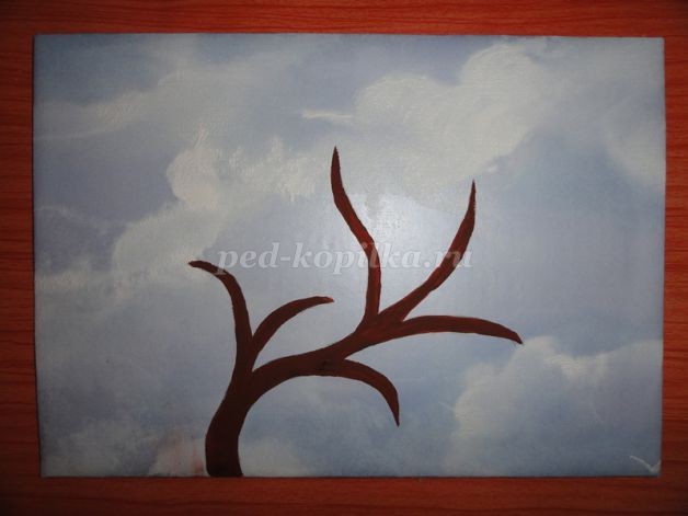 ​Аппликация из джинсовой ткани детскими руками: дерево с совами, часть 1