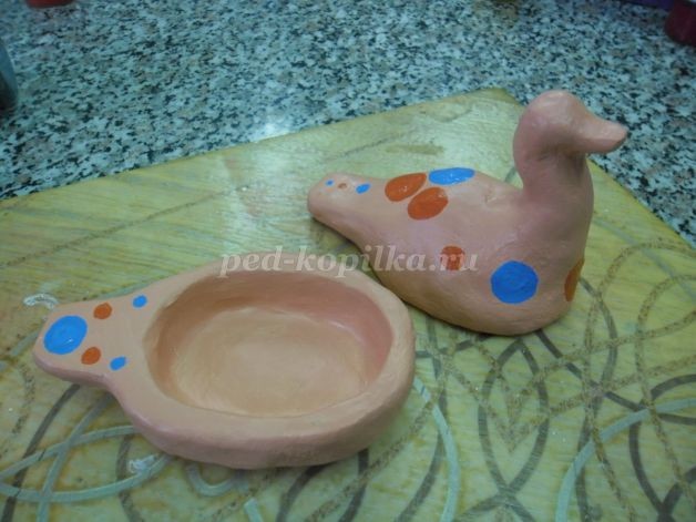 ​Шкатулка "Утица" из глины детскими руками: часть 3