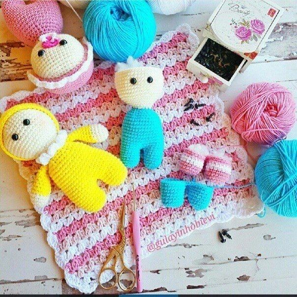 Вязаные карманные пупсики