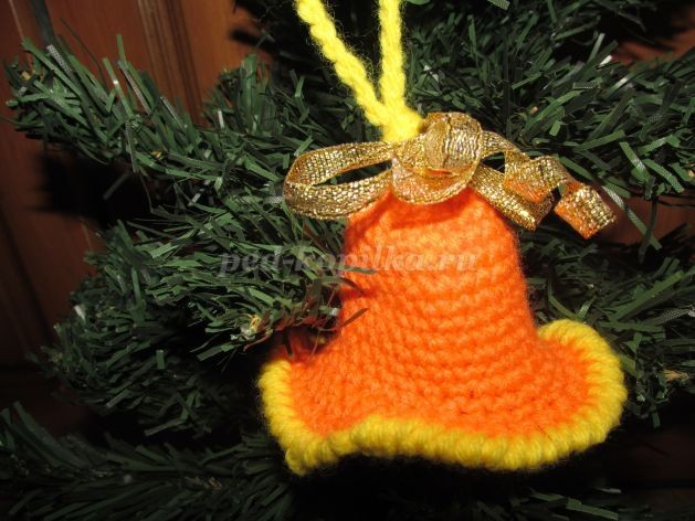 Ёлочная игрушка-колокольчик крючком Ёлочная игрушка-колокольчик крючком