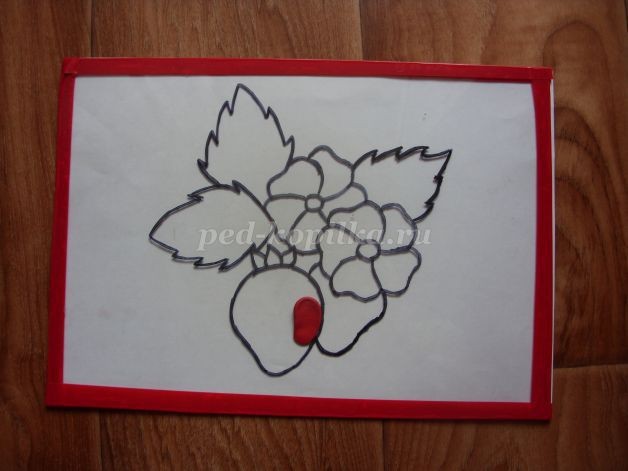 Пластилинография на стекле: клубника в цвету, часть 1 Пластилинография на стекле: клубника в цвету, часть 1