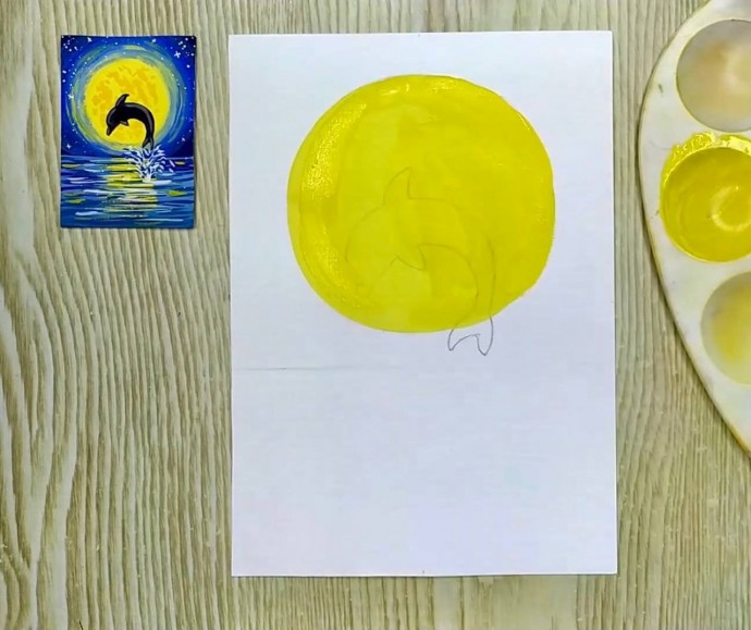 ​Дельфин на закате