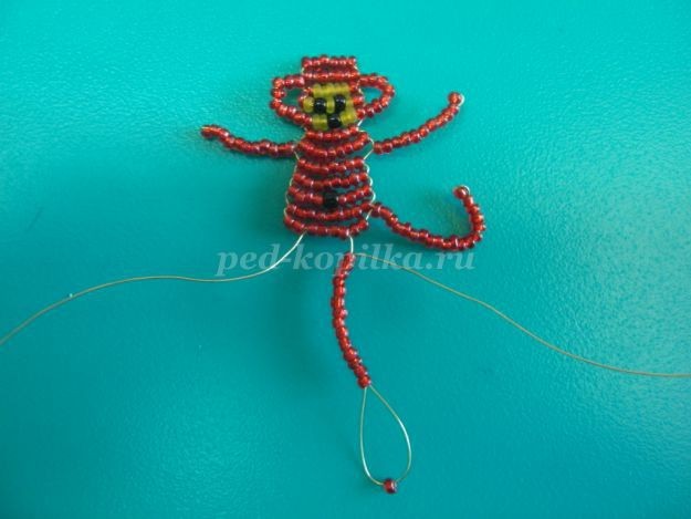 Обезьянка-брелок из бисера Обезьянка-брелок из бисера